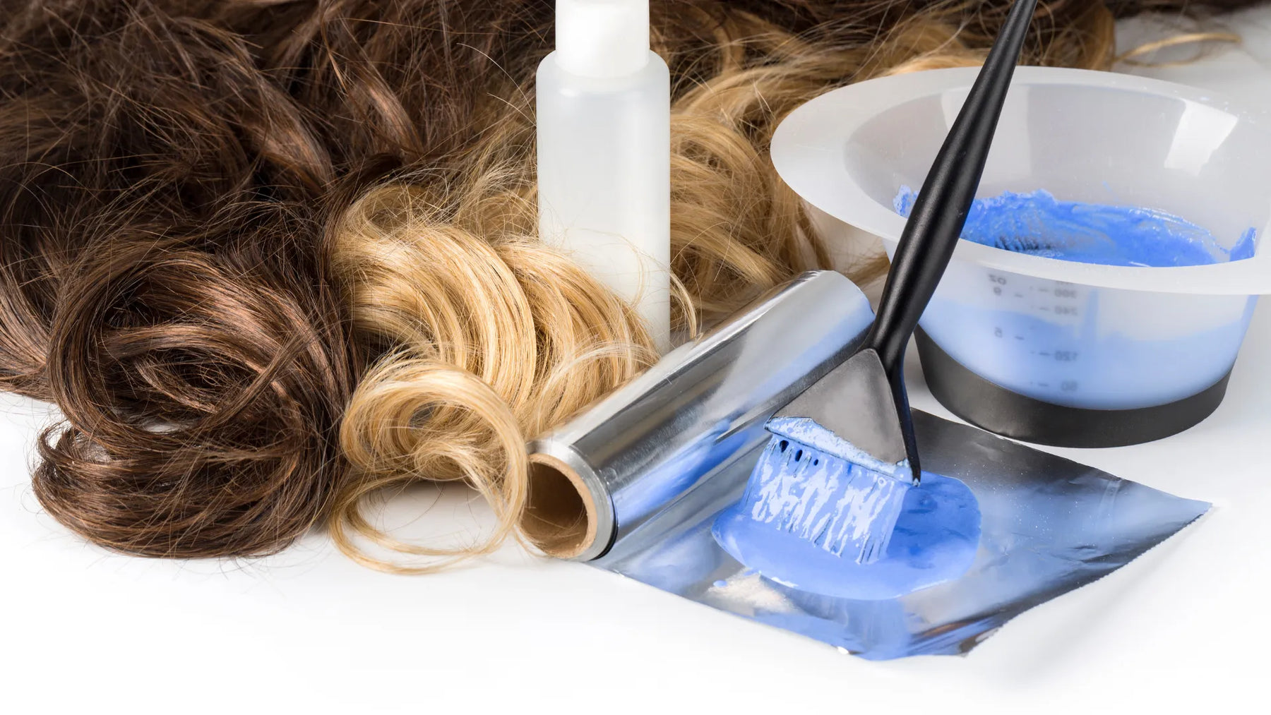 Hair dye and hair colour products with application tools for cosmetic safety and CPSR